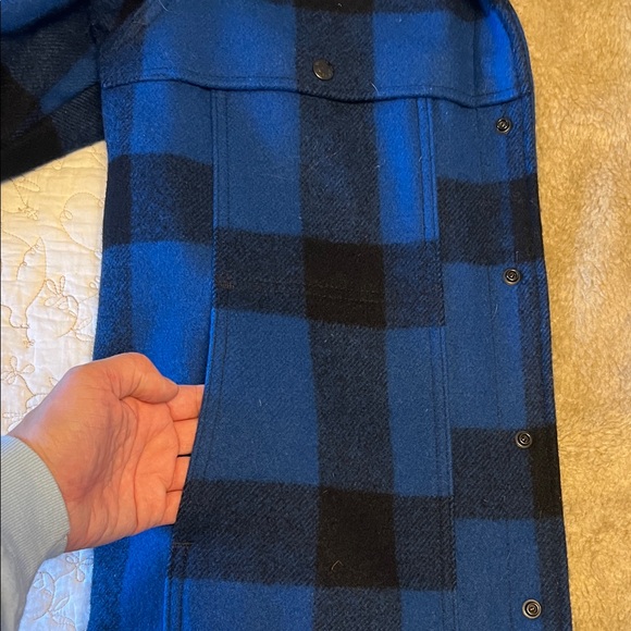 Filson Lined Mackinaw Wool Cape Coat - Cobalt/Black Small [Preowned - Excellent] - Picture 5 of 7